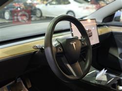 تسلا موديل 3